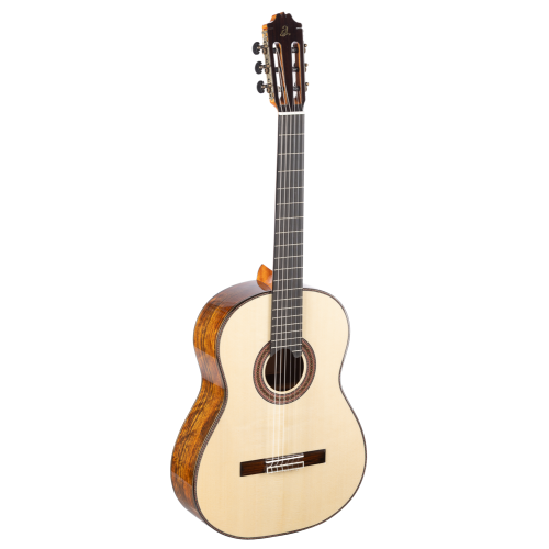Guitarra clásica ADMIRA A60