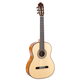 Guitarra clásica Admira ARTISTA Abeto Santos