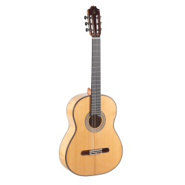 Guitarra clásica Admira ARTISTA Cedro Arce