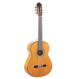 Guitarra clásica Admira ARTISTA Cedro Bocote