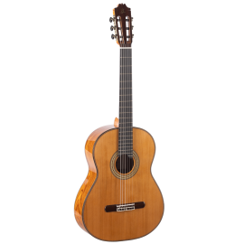 Guitarra clásica Admira ARTISTA Cedro Santos