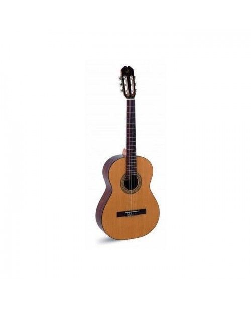 Guitarra Clásica Admira Juanita 3/4 + Funda