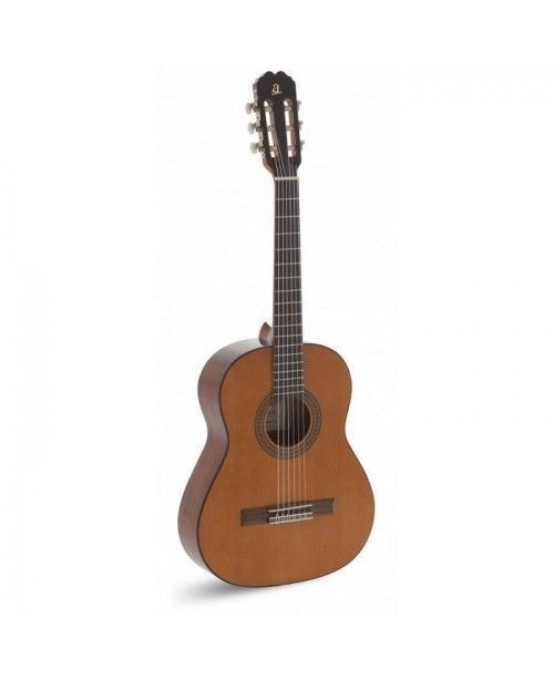 Guitarra Clásica Admira Juanita 1/2 + Funda
